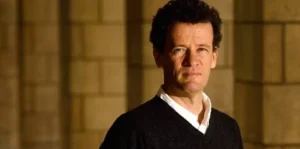 اقوال الروائي يان مارتل